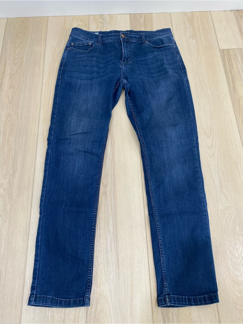 Mugsy Fultons Jeans Mens 34x32 Blue Medium Wash Straight Leg Stretch Denim